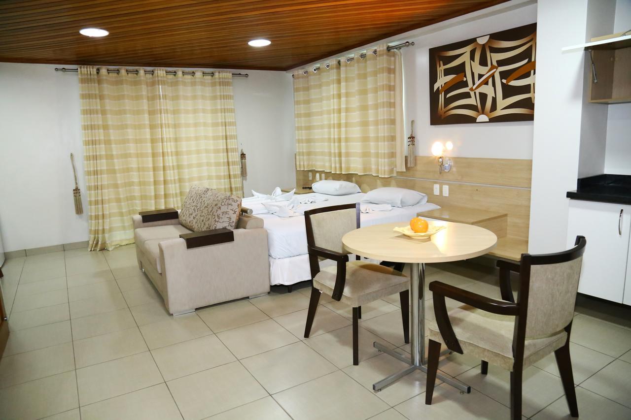 Swamy Hotel Крузейру-ду-Сул Экстерьер фото